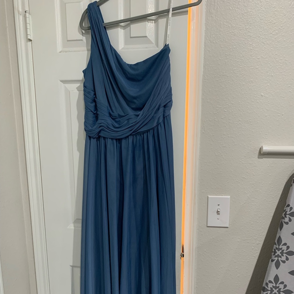 David’s bridal bridesmaid dress size 16